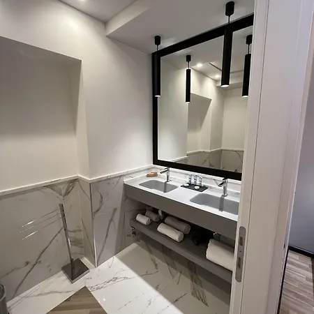 Flaneur Corso Penzion 4*